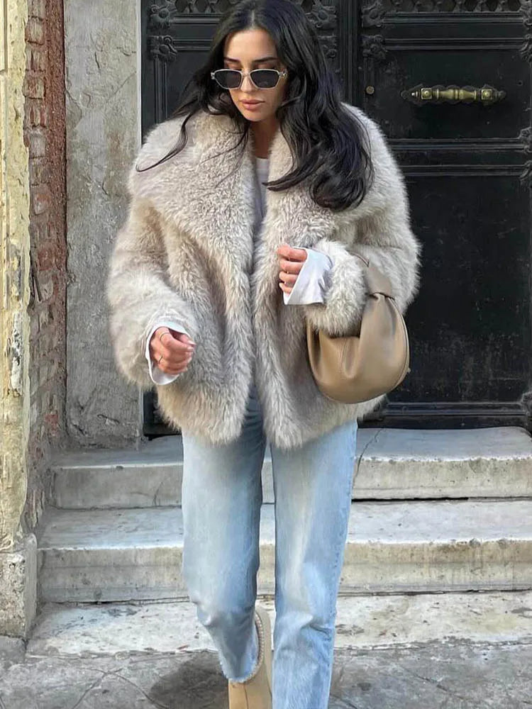 Women's Chic Cropped Faux Fur Jacket with Snap Buttons