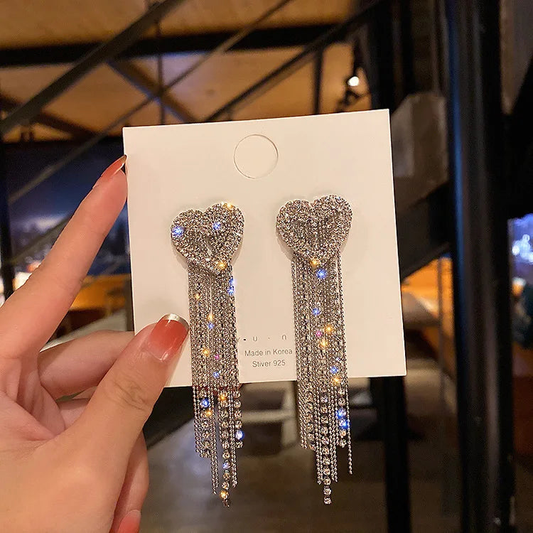 Shiny White Crystal Tassel Earrings for Women Personality Fashion Summer Accessories Party Jewelry Birthday Anniversary Gifts