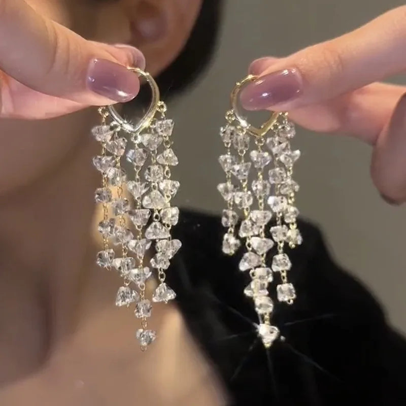 Shiny White Crystal Tassel Earrings for Women Personality Fashion Summer Accessories Party Jewelry Birthday Anniversary Gifts