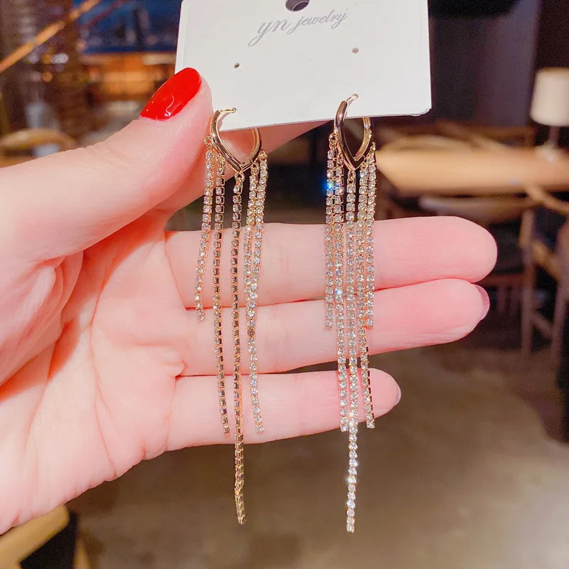 Shiny White Crystal Tassel Earrings for Women Personality Fashion Summer Accessories Party Jewelry Birthday Anniversary Gifts